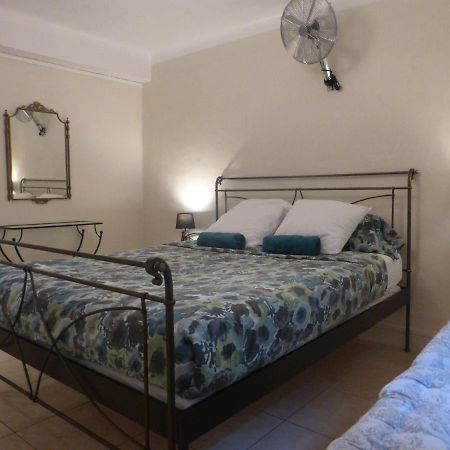 6 Bedrooms Seaview House, Old Town Niza Exterior foto