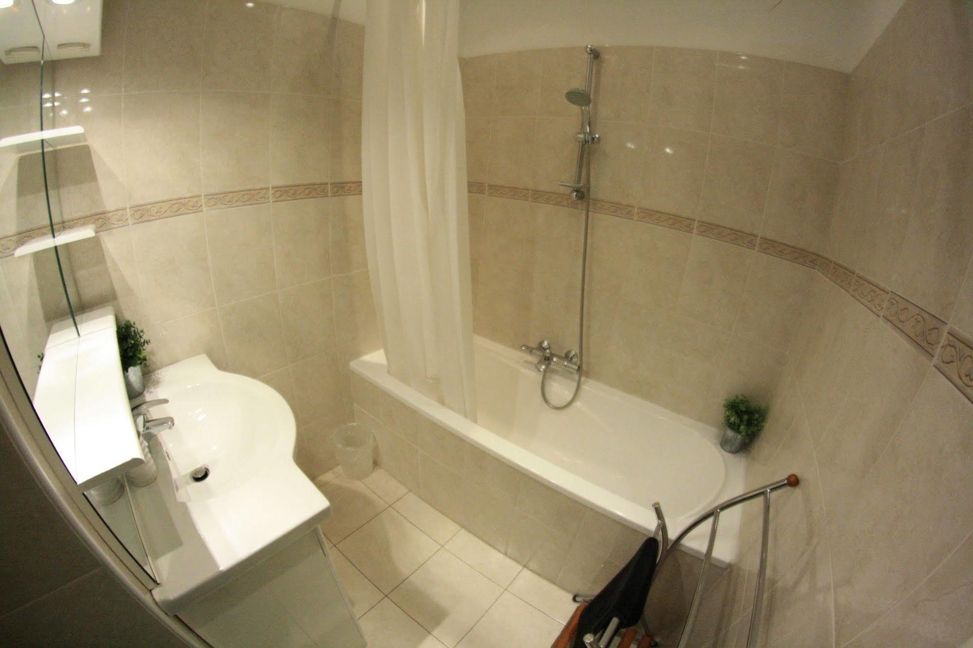 6 Bedrooms Seaview House, Old Town Niza Exterior foto