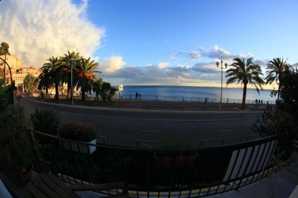 6 Bedrooms Seaview House, Old Town Niza Exterior foto
