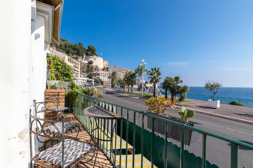 6 Bedrooms Seaview House, Old Town Niza Exterior foto