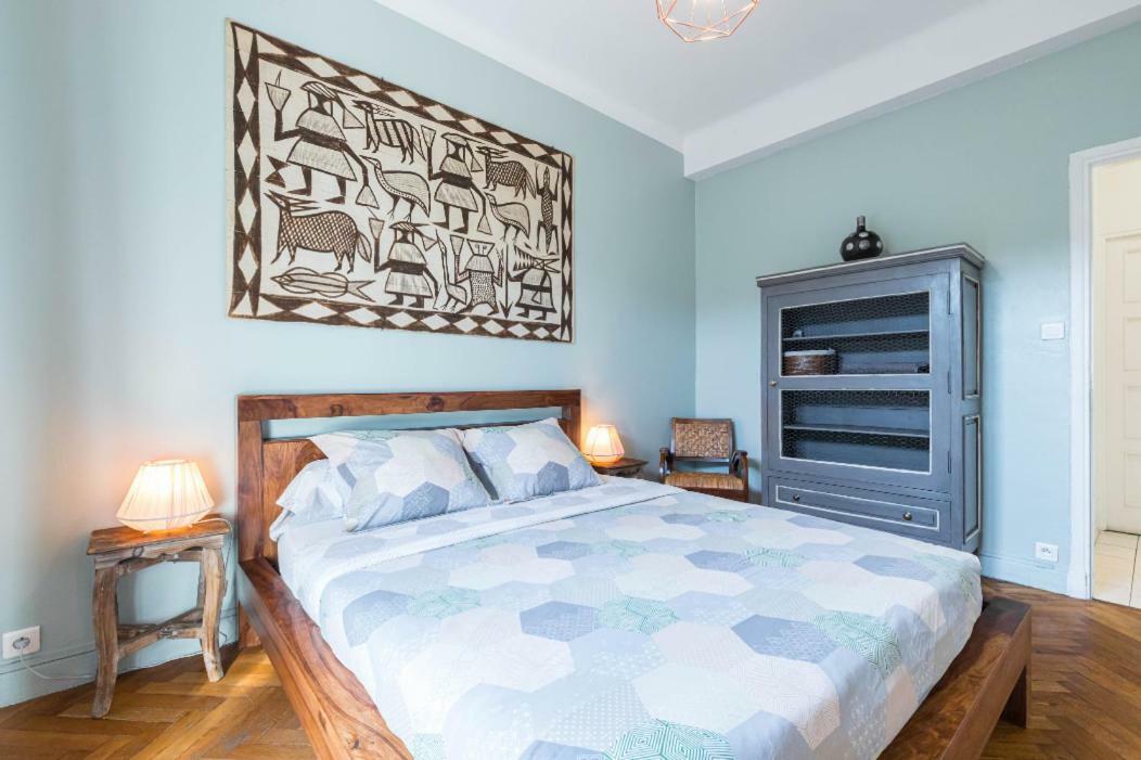6 Bedrooms Seaview House, Old Town Niza Exterior foto