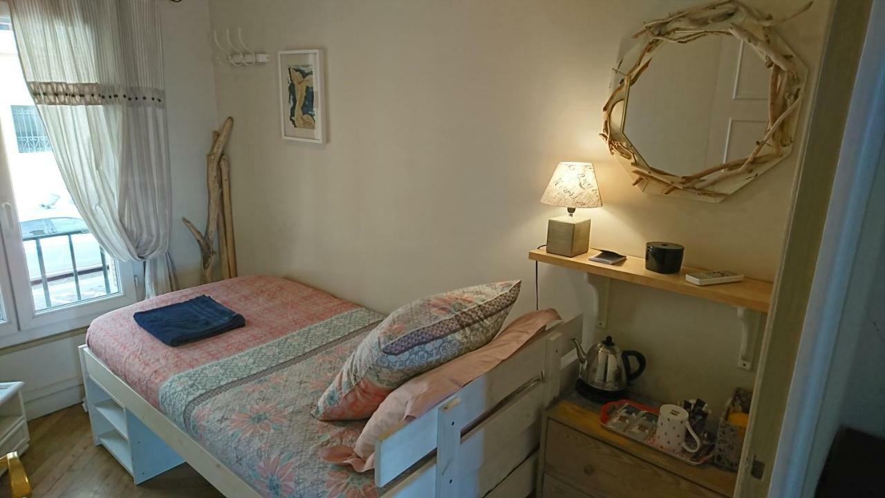6 Bedrooms Seaview House, Old Town Niza Exterior foto