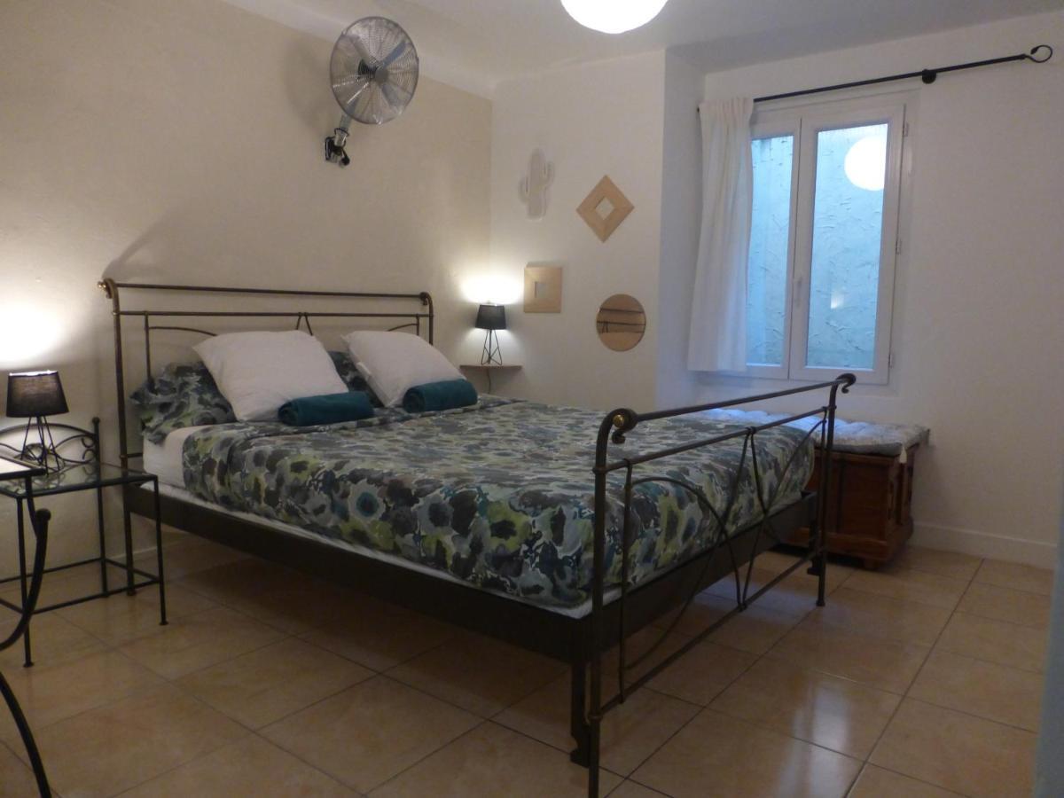 6 Bedrooms Seaview House, Old Town Niza Exterior foto